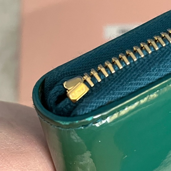 Miu Miu long wallet zipper green ribbon NWOT - Picture 13 of 16